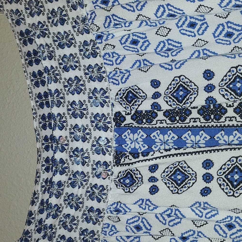 Intro Blouse - Picture 2 of 10